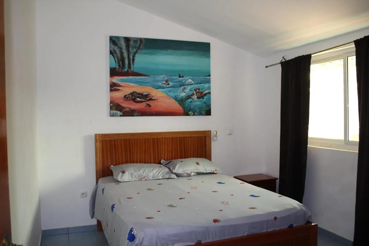 Palmarejo, Apartamento T1, Frente Praca Center プライア